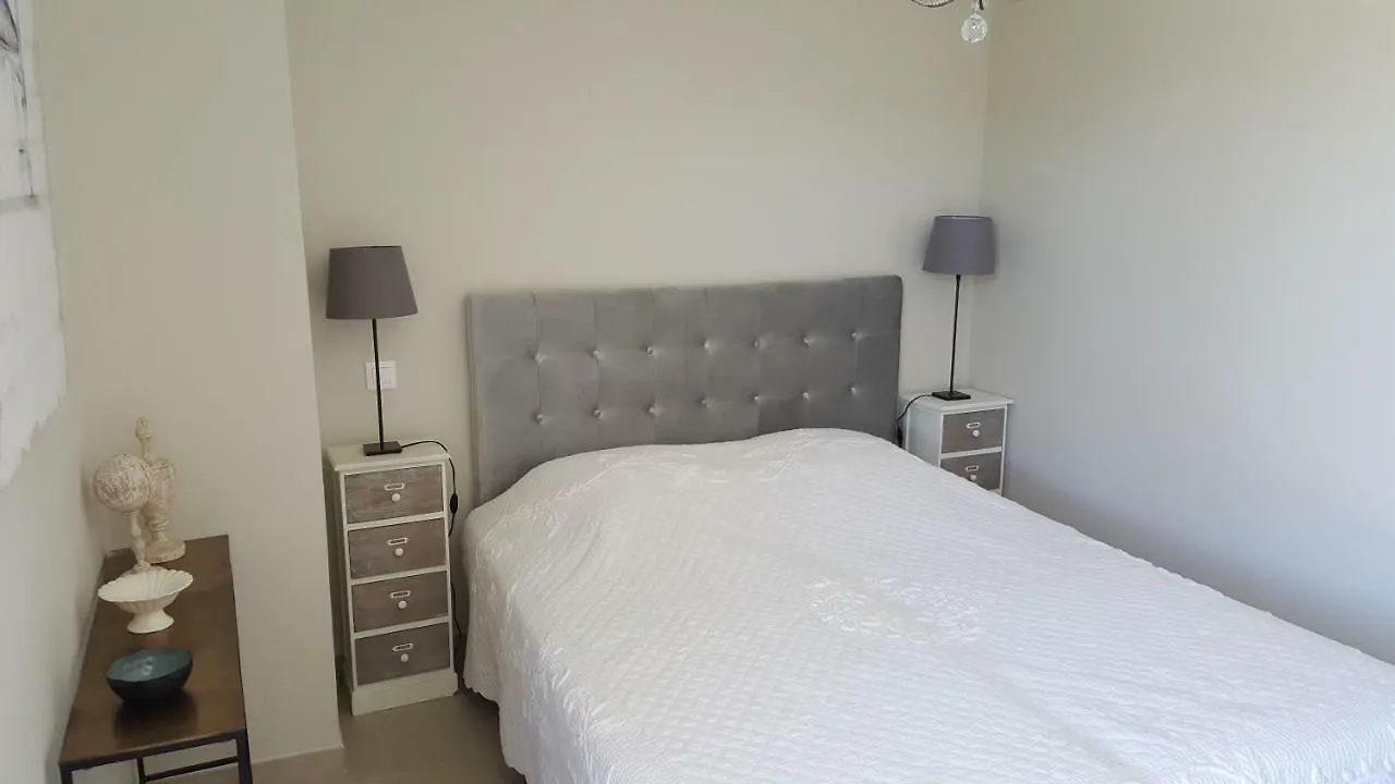 Apartamento Les Toits De Vaison 0*, Vaison-la-Romaine