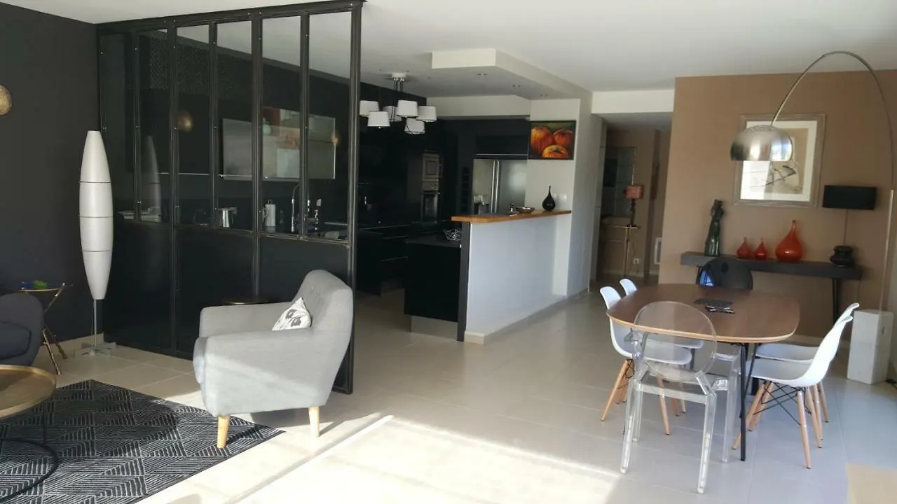 Les Toits De Vaison Apartment France